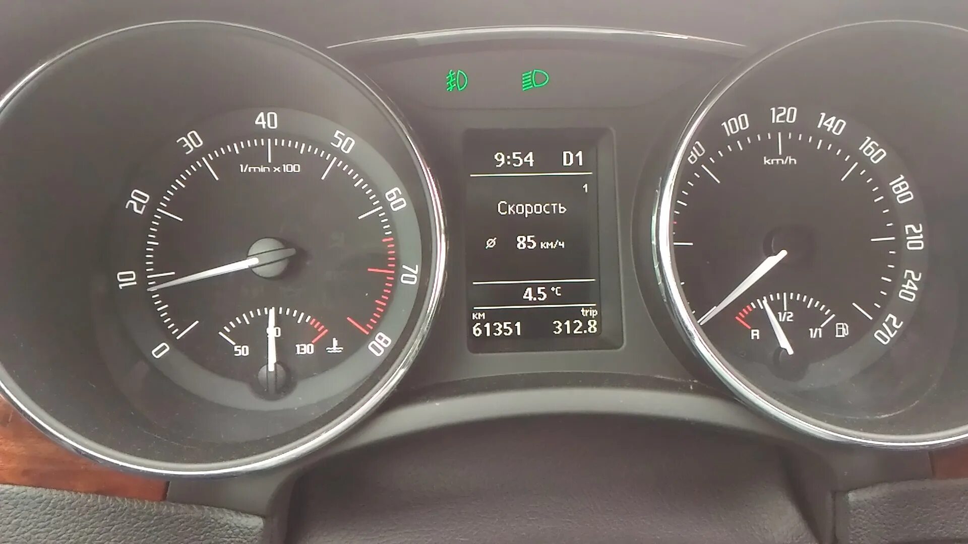 8 2010. Джетта 5 расход топлива. Volkswagen jetta 5 расход. 8 tsi. Расход шкода суперб 1.