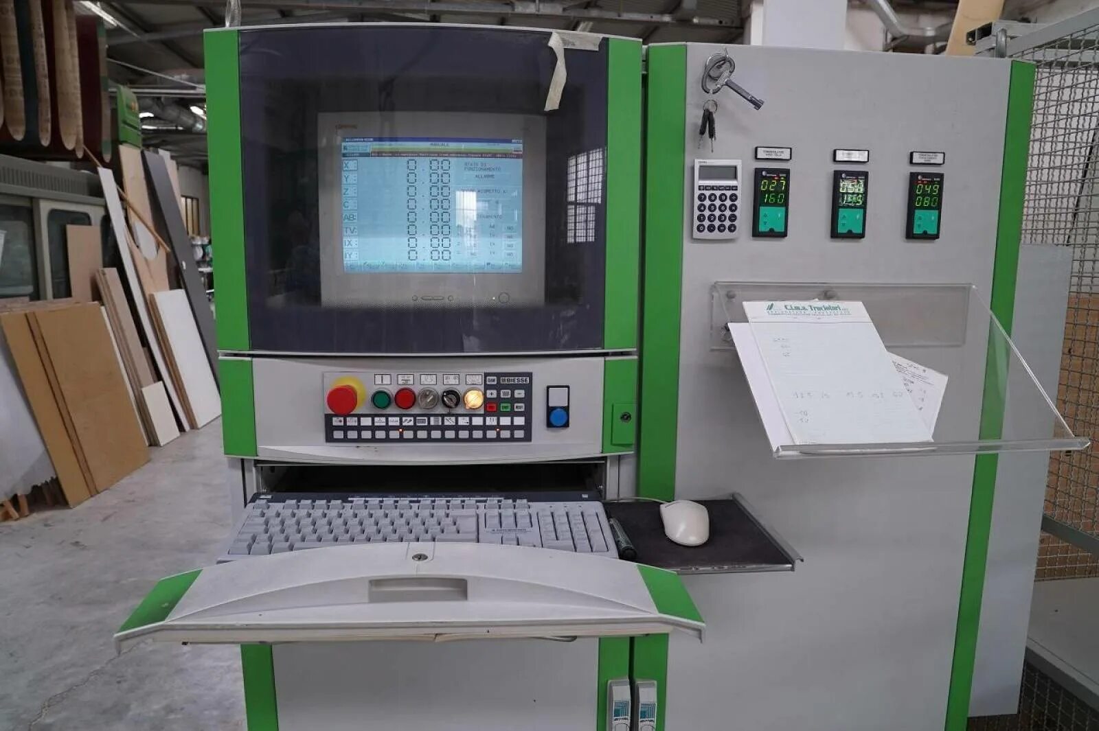 Станок миллениум. Станок чпу biesse. кромкооблицовочный станок с чпу. передвижные консоли чпу biesse. рабочее место оператора станка с чпу.