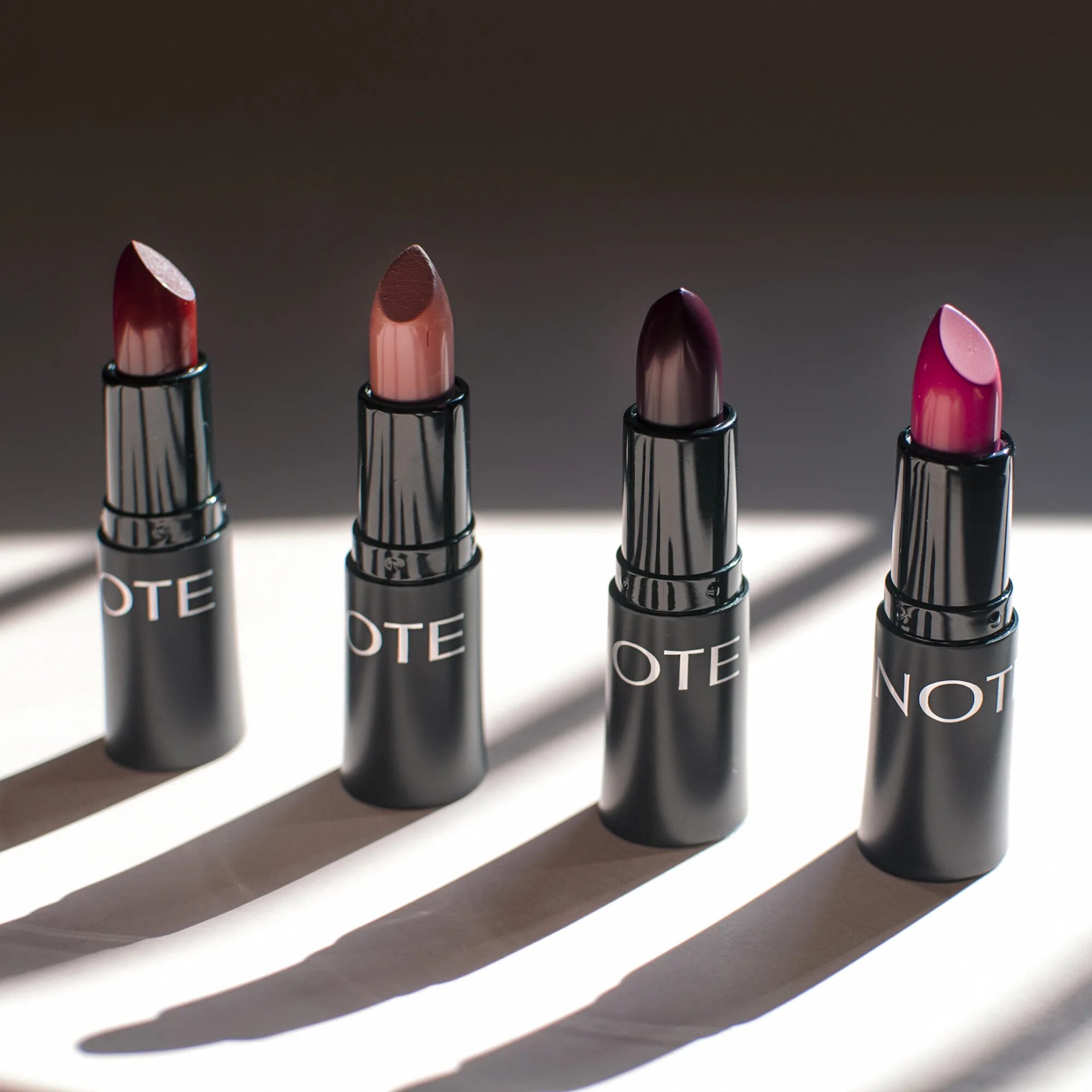 Mattemoist lipstick. Помада для губ note mattemoist lipstick. Mattemoist lipstick. Note coco toffee. Note coco toffee.