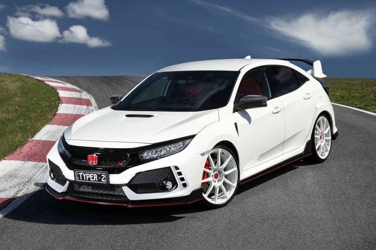 Civic type r купить. Хонда Цивик тайп р. Хонда Цивик Type r. Honda Civic 10 Type r. Цивик тайп р 2019.