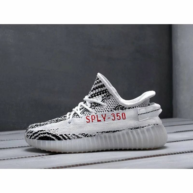 Изи 350 оригинал. Adidas Yeezy Boost 350 v2. Кроссовки adidas Yeezy 350. Adidas izi Boost 350. Adidas easy 350.