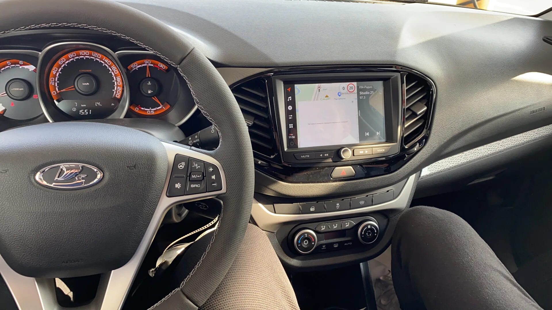Анкета комплектации. Lada Vesta седан. Комплектации Luxe Enjoy Pro,Luxe Prestige