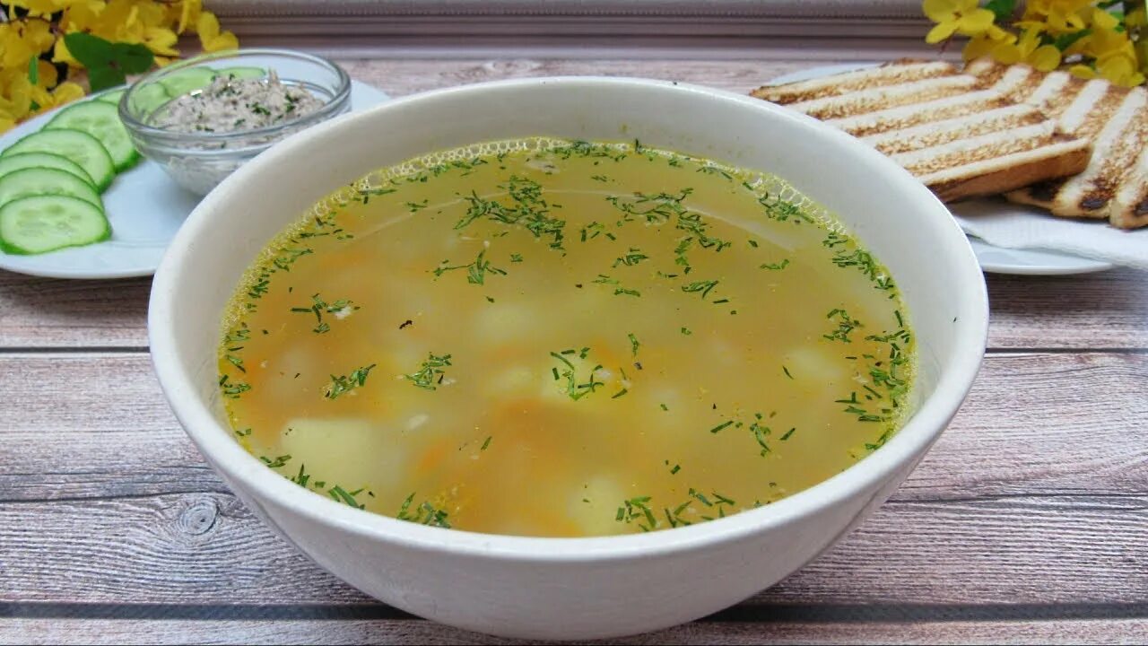 Как сварить суп из консервы. Суп с консервой. вкусный суп из рыбных консервов. суп с сайрой. суп с рыбными консервами.