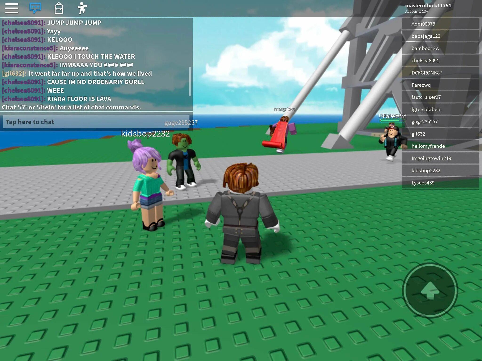 Roblox friend button. РОБЛОКС. Roblox chat. Игра РОБЛОКС. Фото РОБЛОКС.