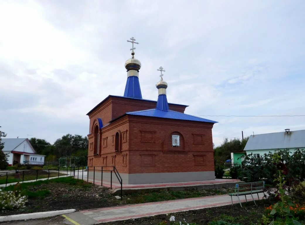 Село большая Глушица Самарская область. Церковь большая Глушица. Храм Архангела Михаила большая Глушица Самарская область. Храм Троицы большая Глушица.