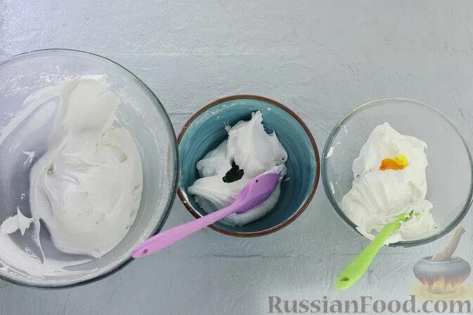 Быстрое безе в микроволновке. Меренга в микроволновке. Меренга в микроволновке. Безе в микроволновке с сахаром и белком. Эдим в безе 2 тт.