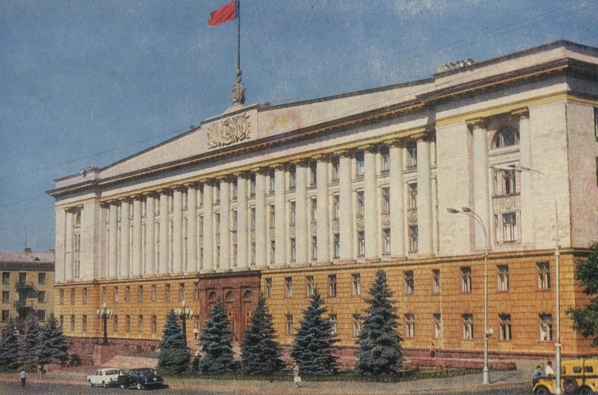 Пл ленина 3 воронеж. Площадь ленина д3 спб. Площадь ленина 3 1. Площадь ленина 3 1. Памятник ленину на площади ленина (нижний новгород).