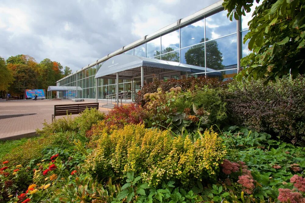 Павильон 4 1. Выставочный павильон в сокольниках 1960. Цвк экспоцентр москва павильон 8. Бункер на вднх. 1.