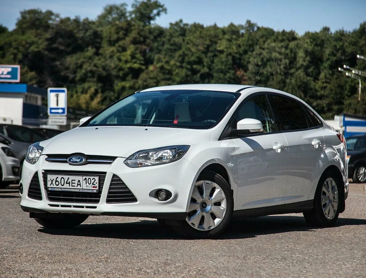 3 июня 2013 г. Ford Focus III 2013. Ford Focus 3 2013 седан. Форд фокус 2 2013. Форд фокус 3 2013г.