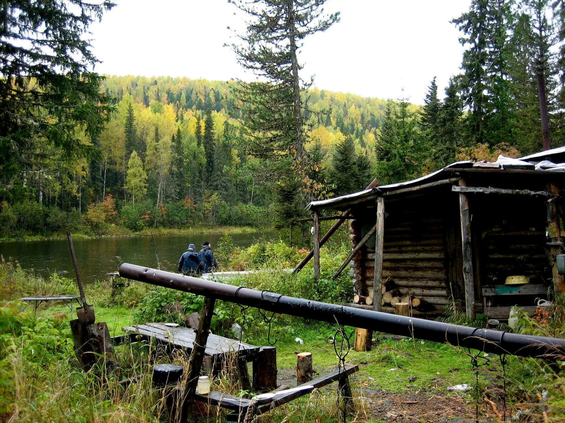 Рыбалка в избе