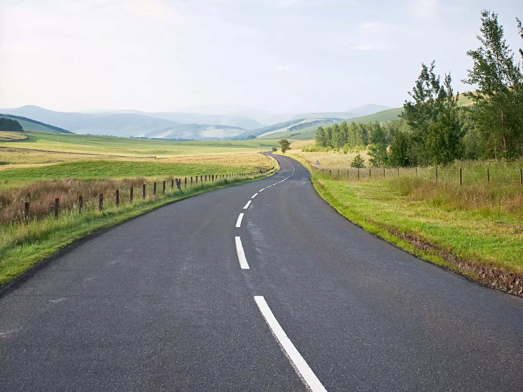 U roads. Дорога. Дорога асфальт. Дорога за городом. Летняя дорога.