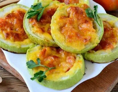 Кабачки колечками с сыром