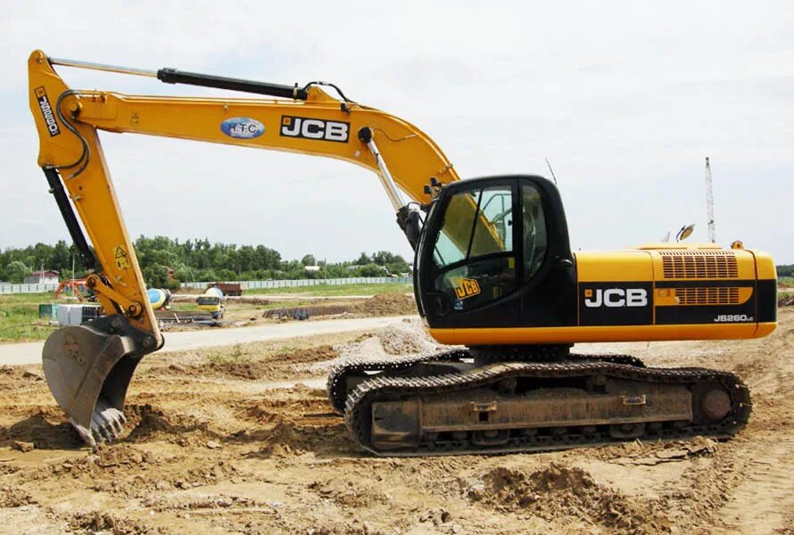 JCB 260 экскаватор. Гусеничный экскаватор JCB js260. JCB 260 гусеничный. JCB 260 мини погрузчик. Аренда гусеничного экскаватора с гидромолотом