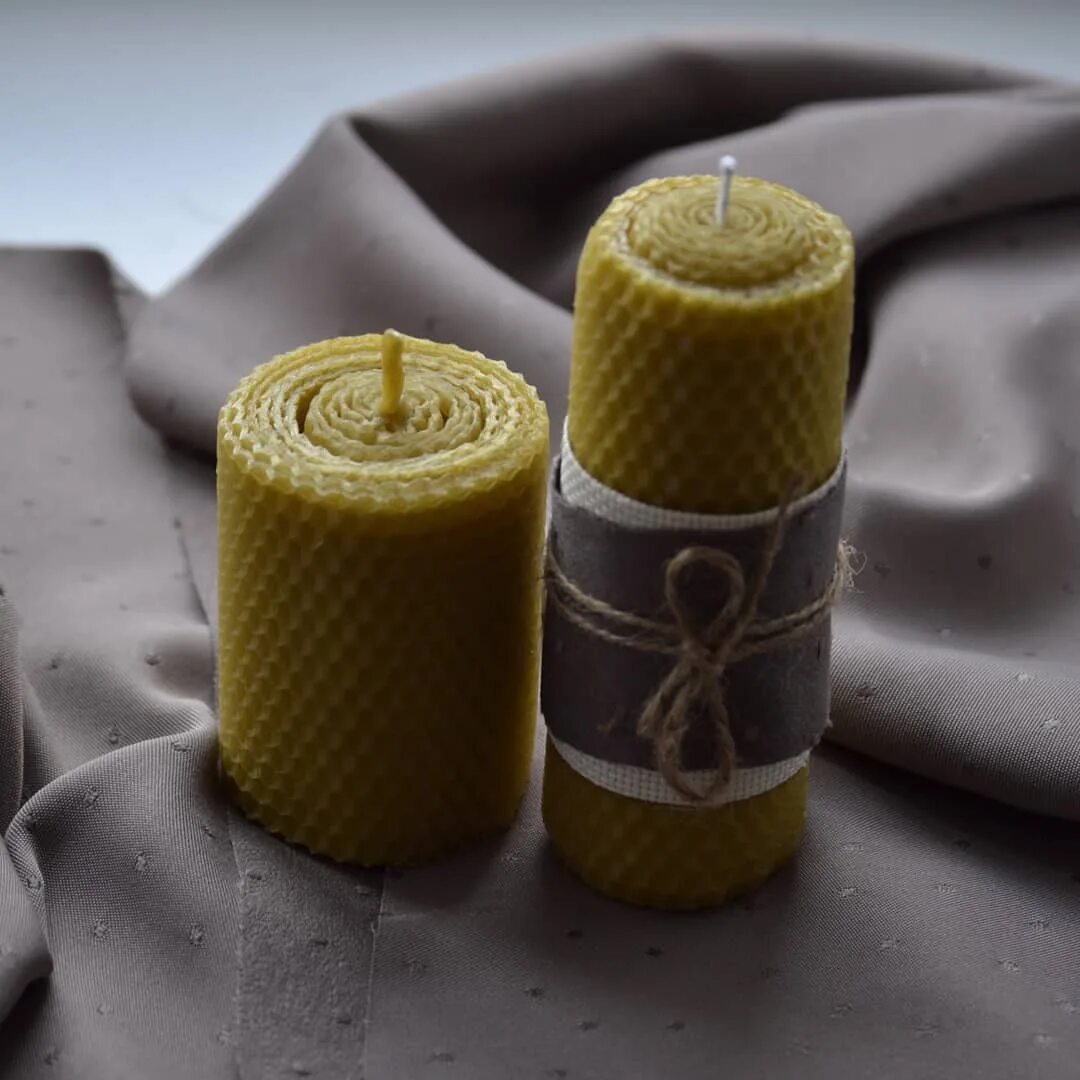 Применение парафина. Отливка на воске черный воск. Пары воска. Свечи восковые фигурные. Пары воска.