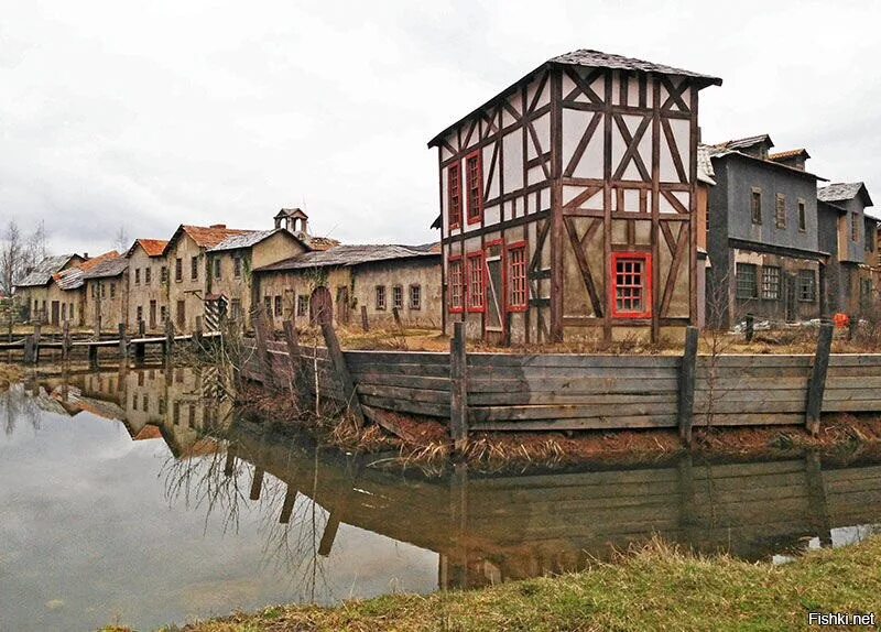 Пилигрим город. Пилигрим Киногород Фирсановка. Piligrim Porto город-призрак. Город призрак Пилигрим Фирсановка. Фирсановка усадьба Середниково Киногород.