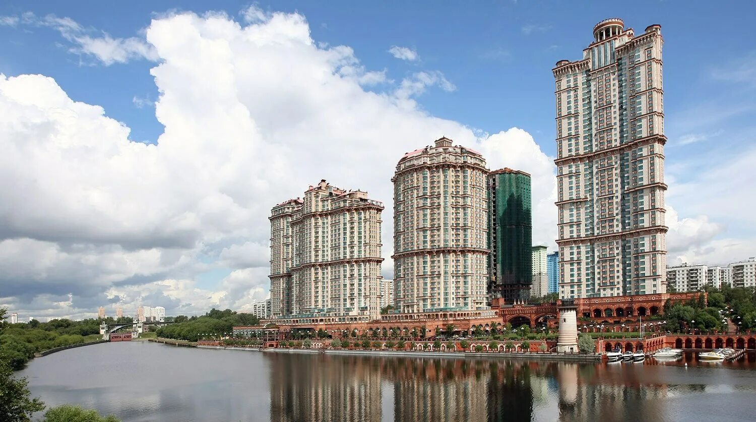 Комплексы москвы. Жк алые паруса москва. Жк на щукинской алые паруса. Комплексы москвы. Жк «апарт комплекс м1 сколково».