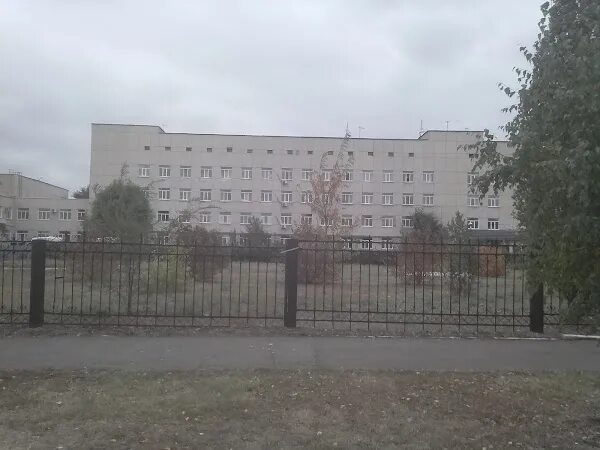 Оренбург медцентр диметра. Поликлиника на салмышской 13. Больница салмышская 13 оренбург. Больница оренбург салмышская. Больница оренбург салмышская.