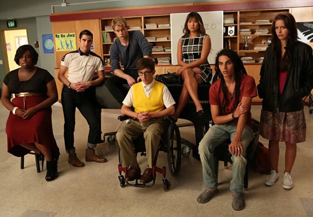 Лузеры 1. Лузеры 2. glee 2009. melissa benoist glee.
