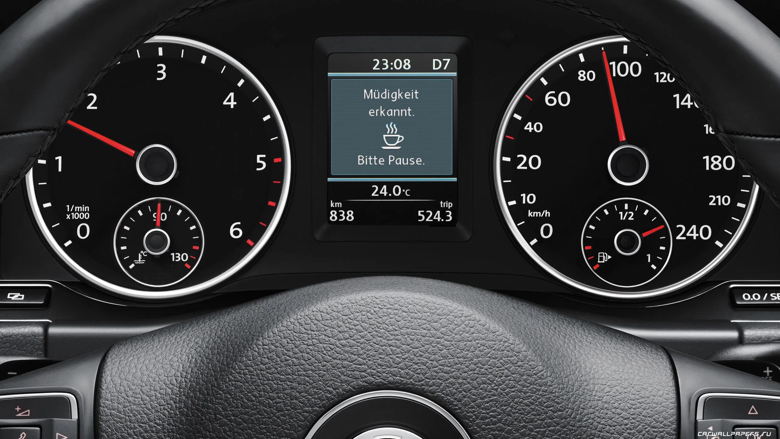 4 бензин. Активация мфа tiguan 2010. Обороты двигателя тигуан. Фольксваген тигуан табло спидометра. Запас хода тигуан 2.