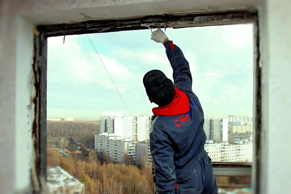 Остекление демонтаж. Подготовка оконного проема. демонтаж окон. демонтаж старых окон. демонтаж пластиковых окон.