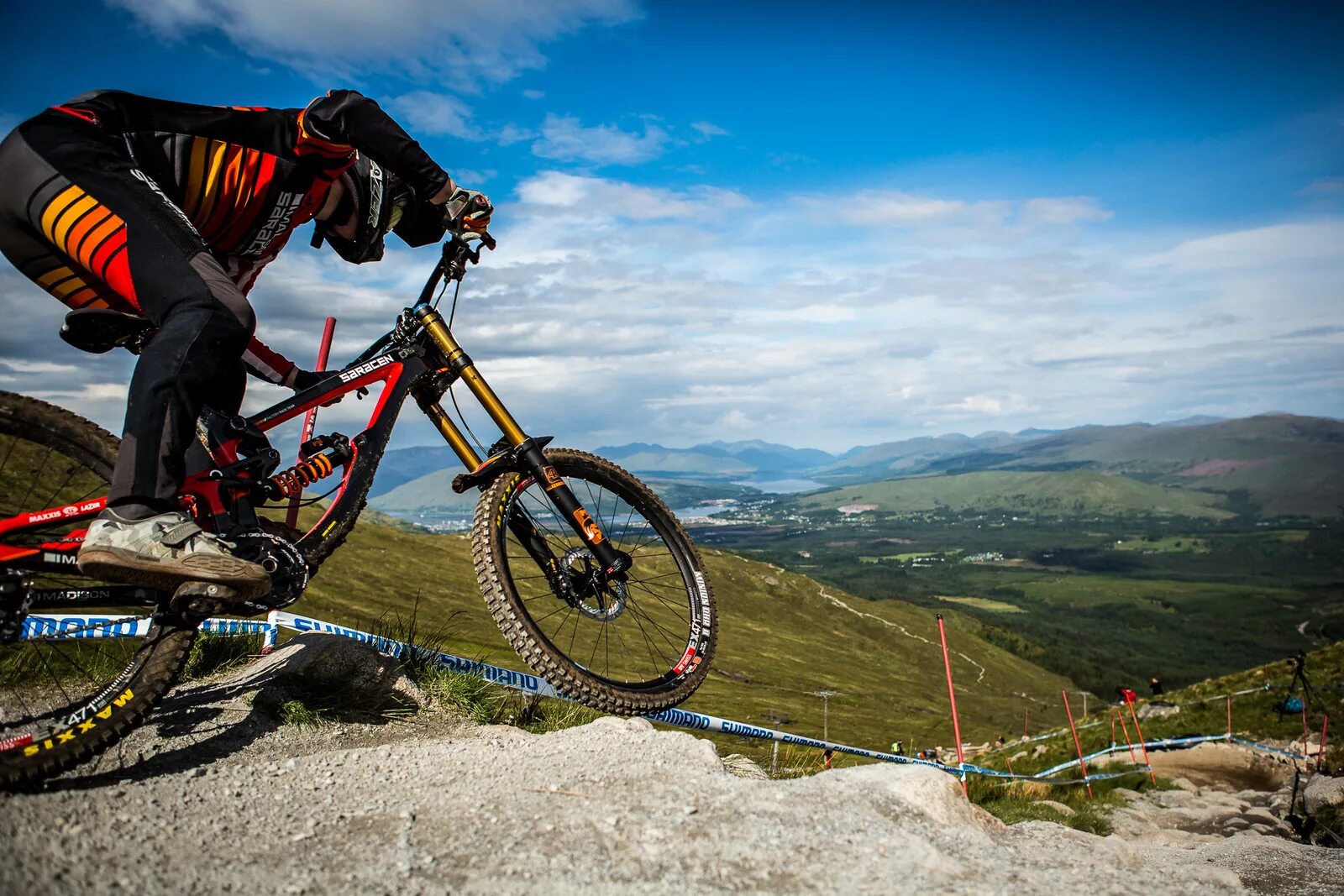 Даунхилл. Даунхилл велосипеды Келлис. Даунхилл Эльбрус. Ride their bikes