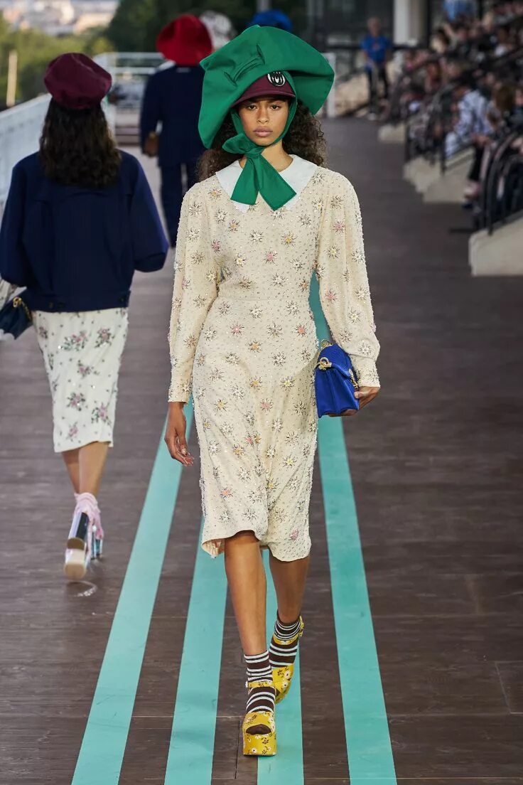 Бренд miu miu одежда. Miu miu 2025. миу миу коллекция 2025. miu miu 2025 collection. стиль миу миу.
