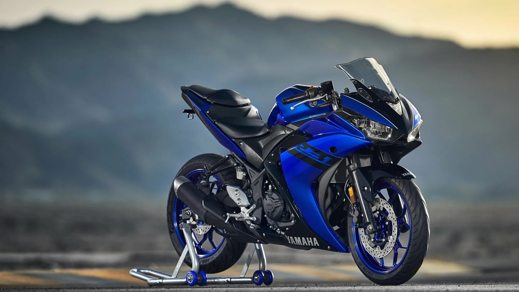 Мотоцикл yamaha yzf. Yamaha YZF-r3. Yamaha YZF-r3 2018. Ямаха YZF r3 2018. Yamaha YZF-r3 2017.