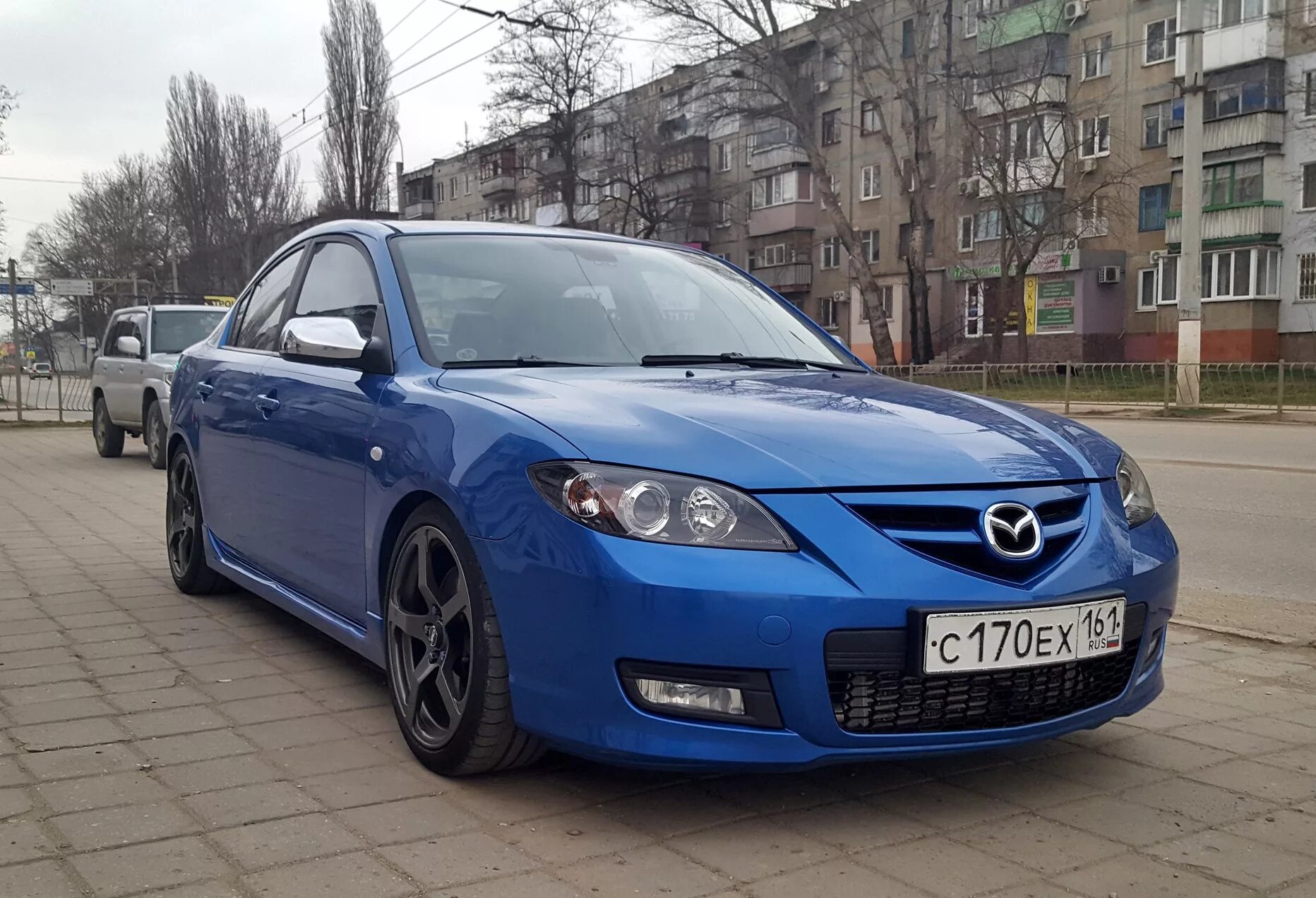 Мазда 3 купить в крыму. Мазда 3 2008 седан синий. Мазда 3 MPS седан. Mazda 3 BK MPS седан. Mazda 3 синяя.