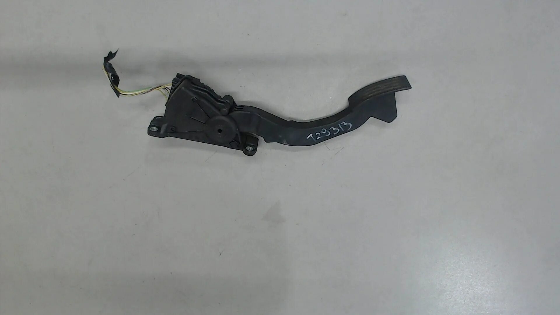 Педаль газа форд фокус 2 1. 8. Педаль газа фокус 2 1. Педаль газа форд фокус 2. Педаль газа фокус 2 1.