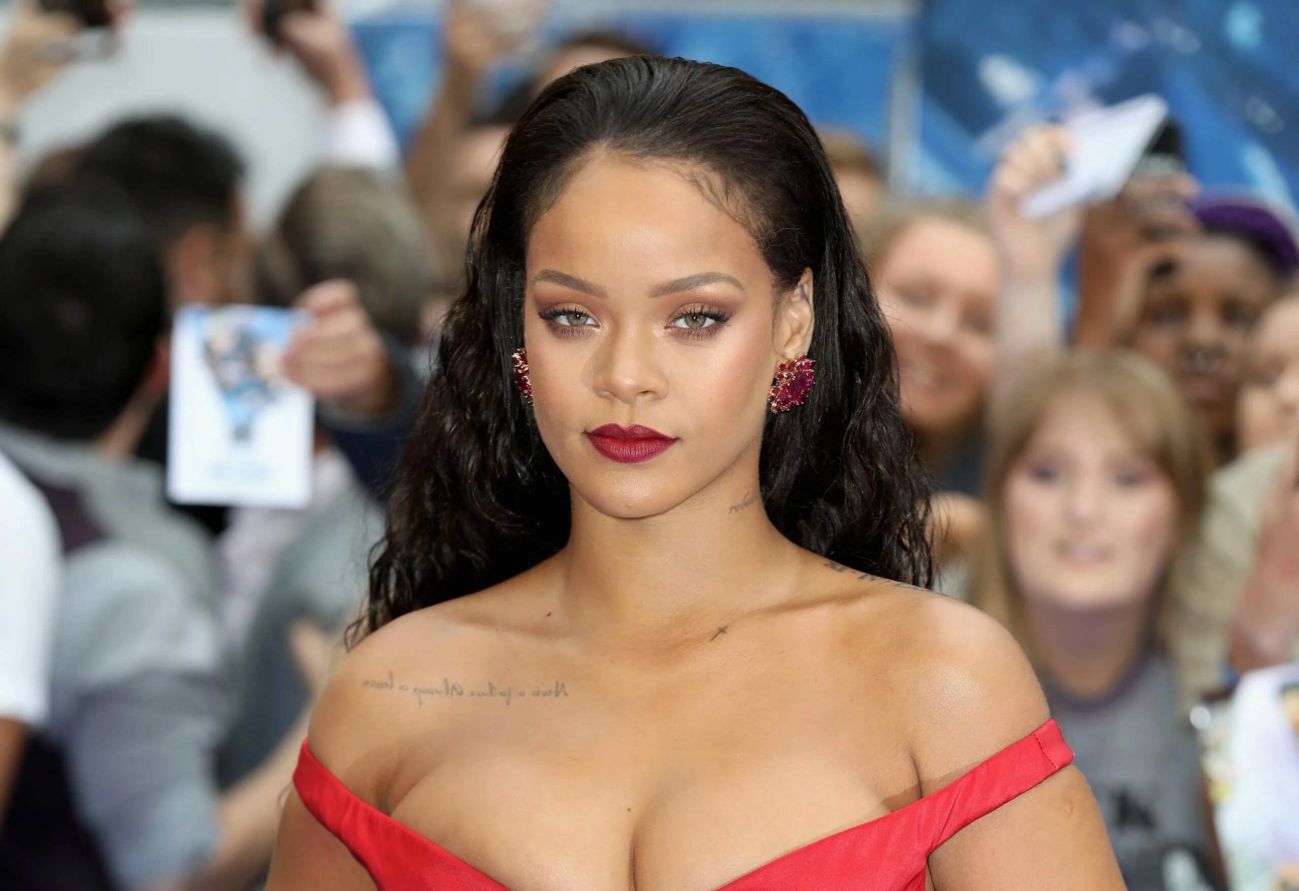 Как сейчас выглядит рианна 2025 Rihanna's 50 Best Beauty Looks Rihanna, Rihanna style, Celebrities