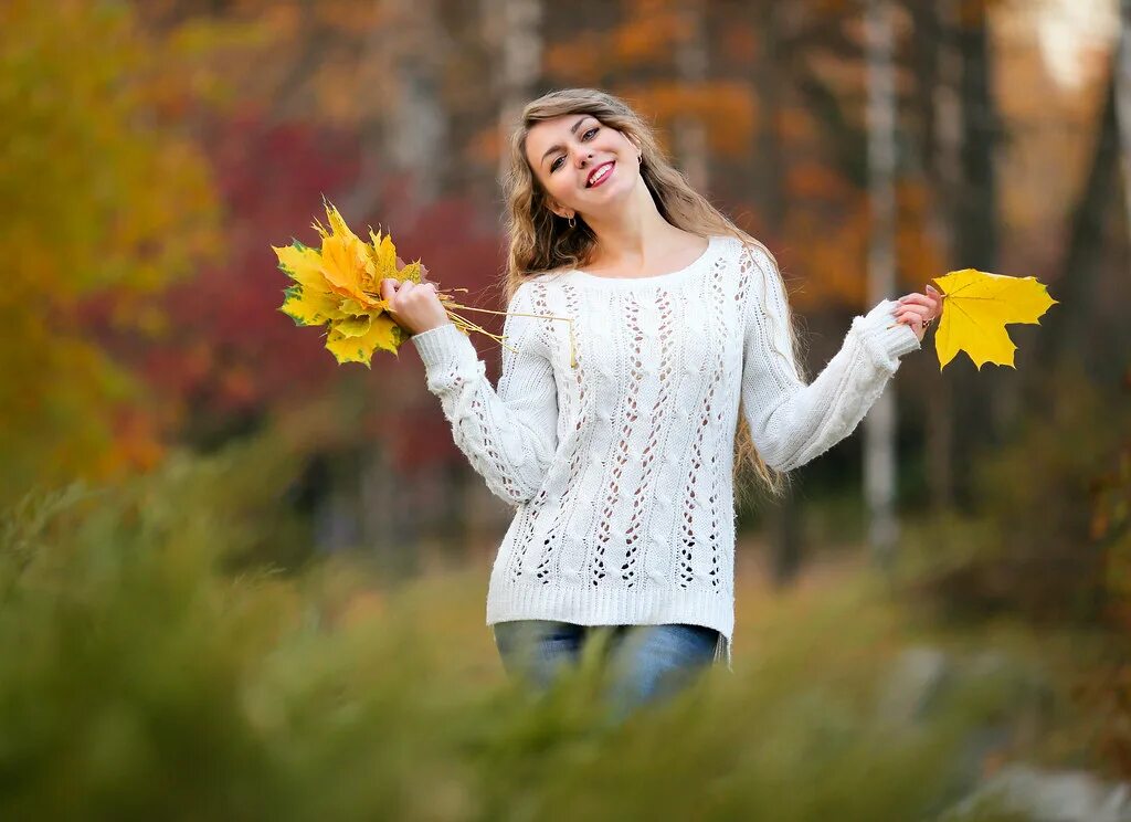 Осенняя фотосессия. Разбавить осень. Осень и вино в бокале. Разбавить осень. Фотосессия осень в синем платье.