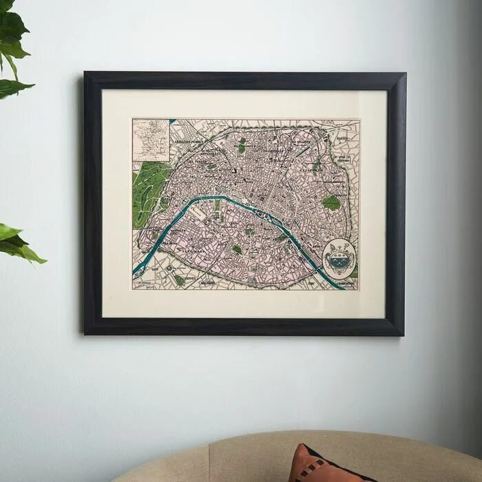 Framed maps