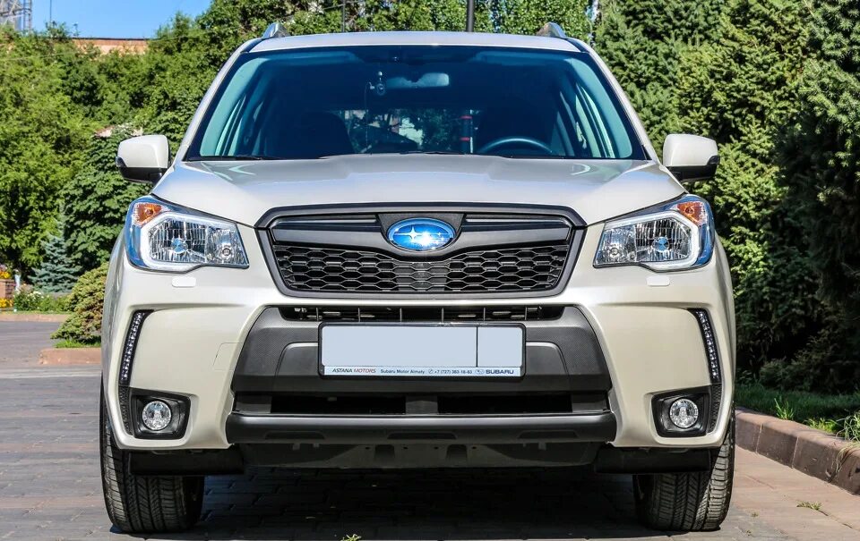 Купить субару форестер во владивостоке. Subaru Forester SJ 2014. Subaru Forester SJ 2017. Субару Форестер SJ 2.5. Subaru Forester SJ 2013-2016.