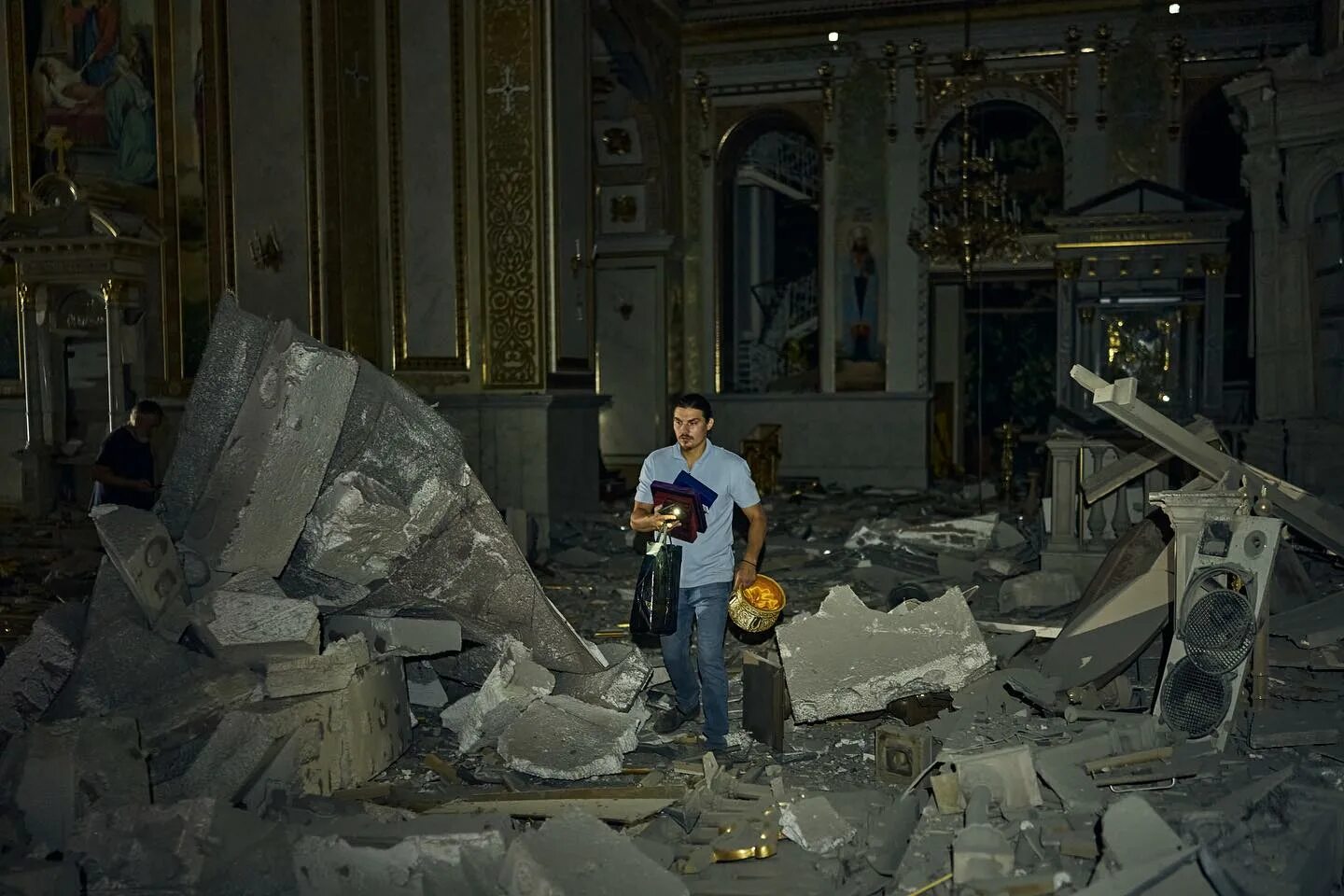 Разрушенный дом в одессе. В Одессе разрушен Спасо-Преображенский.