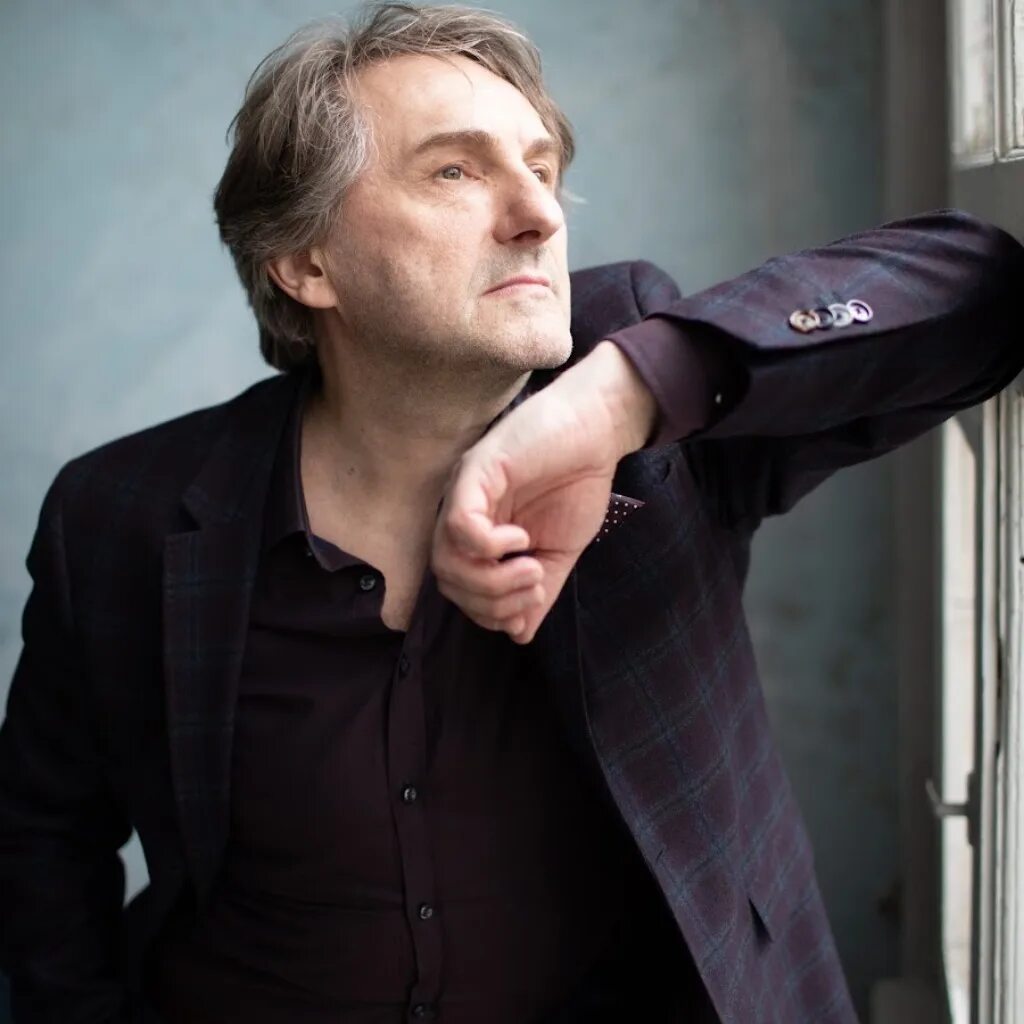 Куряев наших бьют. Куряев наших бьют
