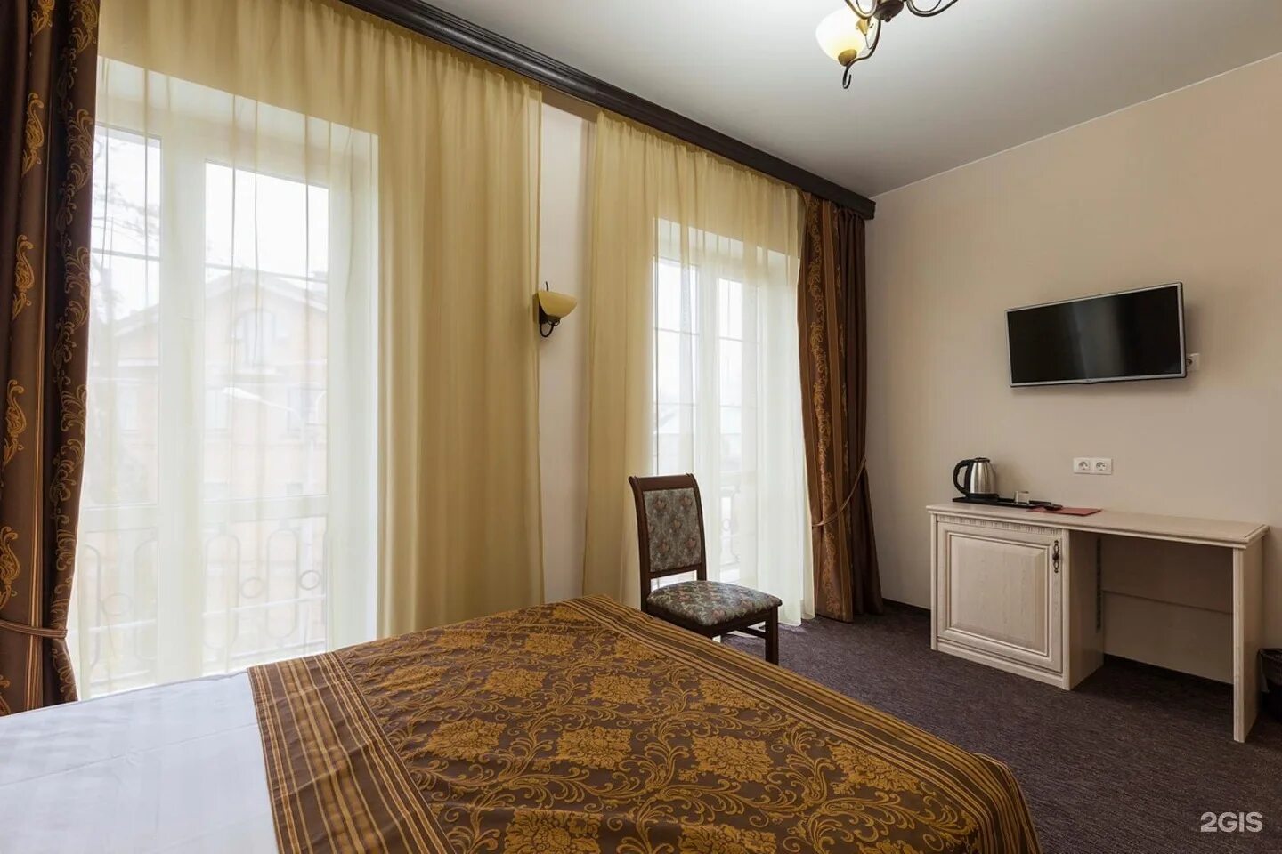 Гостиница гатчина в гатчине. Гостиница гатчина в гатчине. Гатчина 3 гостиница. Гатчина гостиницы недорого. Gatchina hotel.