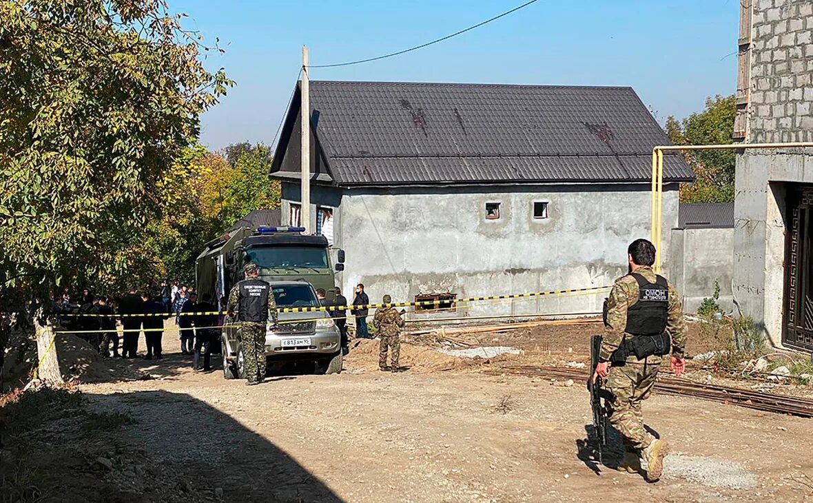 Нападение на ход. Спецоперация в Грозном, Чечня. 13 Октября 2020. Спецоперация в Грозном 13 октября 2020. Нападение боевиков на Ингушетию 2004. Чеченские боевики терористыв Грозном 1995.