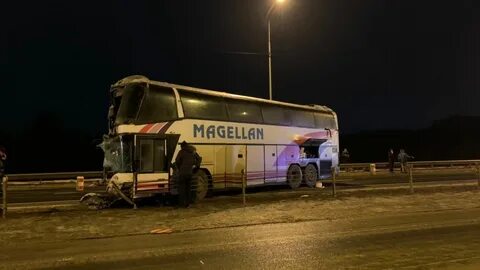 Автобус под