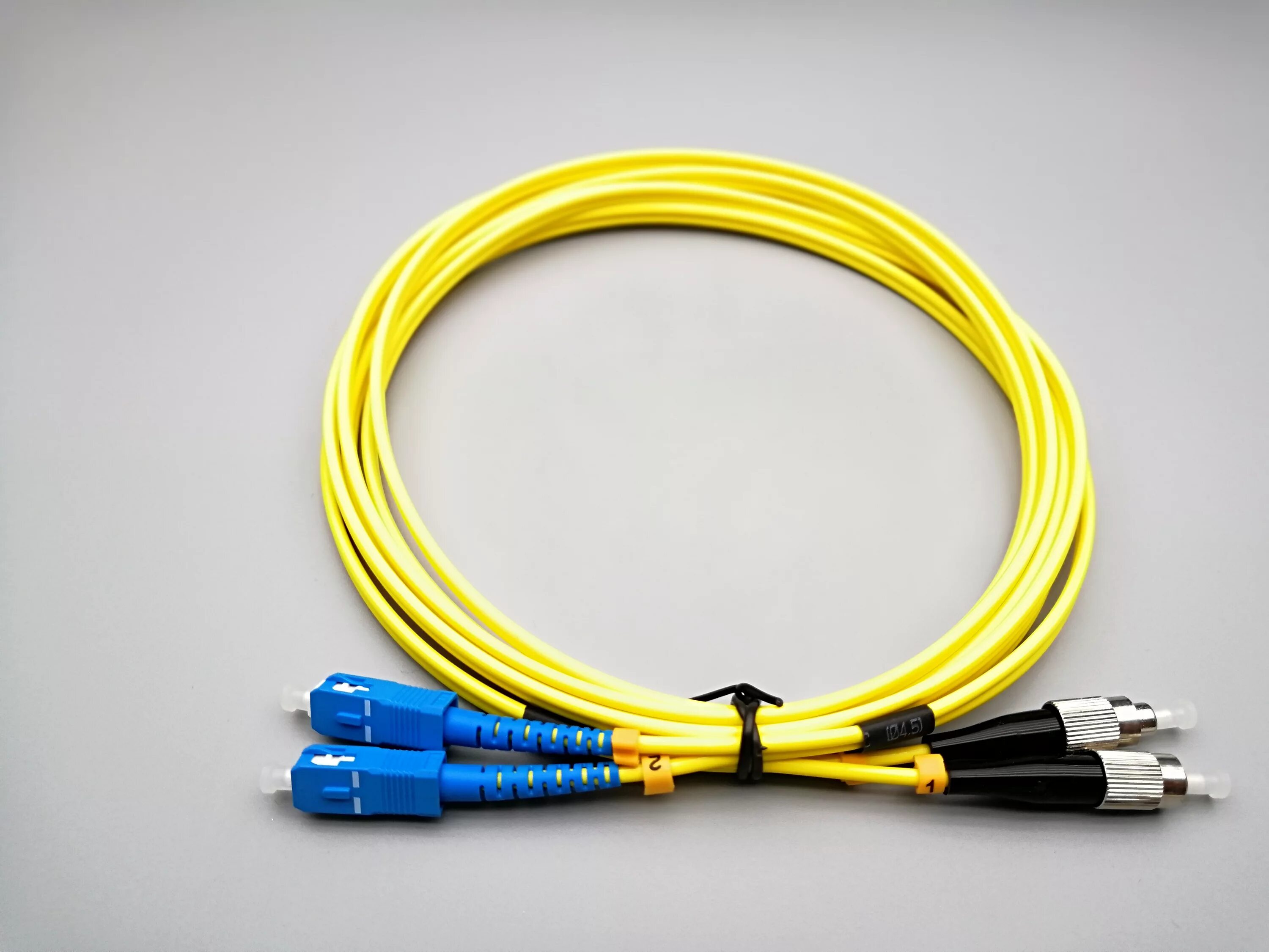 Lc upc sm 3.0 мм. Оптик Жампер кабель 3m SC UPC to SC UPC Duplex 2.0mm PVC 9/125 Single Mode Fibe. SC/UPC-LC/UPC SM Duplex 3.0mm Yellow LSZH 50m. Шнур оптический FOPS-DX-LC/UPC-FC/UPC-g657a1-2.0-PVC-10m (шт). Волоконно-оптический патчкорд LC/UPC SM g652d patchkords SX 0,9 mm LSZH L:3,0 M Yellow.