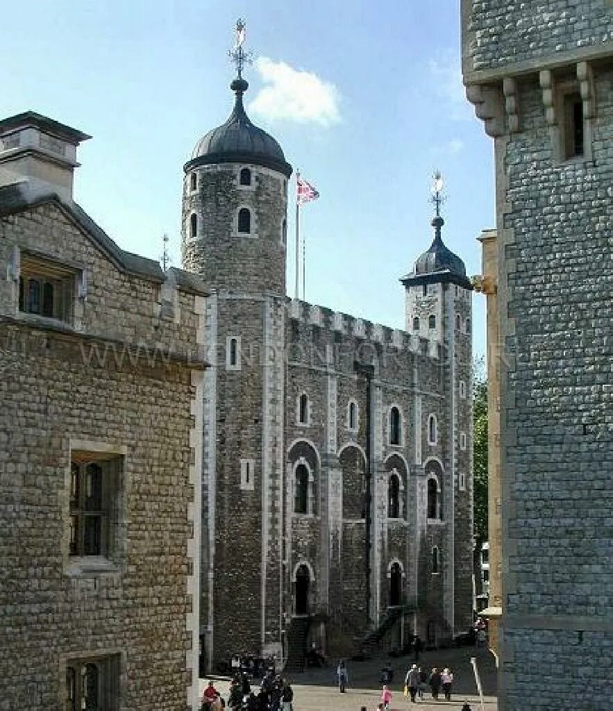 крепость тауэр. великобритания лондонский тауэр. The tower of london текст. The tower of london сообщение. Who built the tower of london.