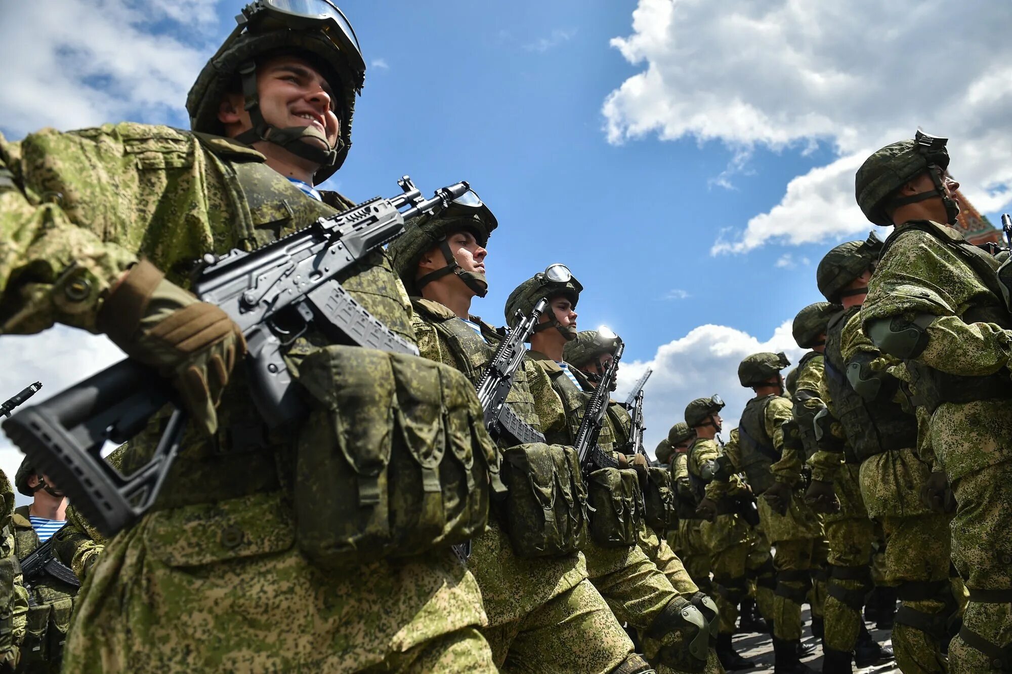 Military political. Военные болгарии. Силы самообороны японии. Джозеф уорд кларк американский наемник. Военный стоит.