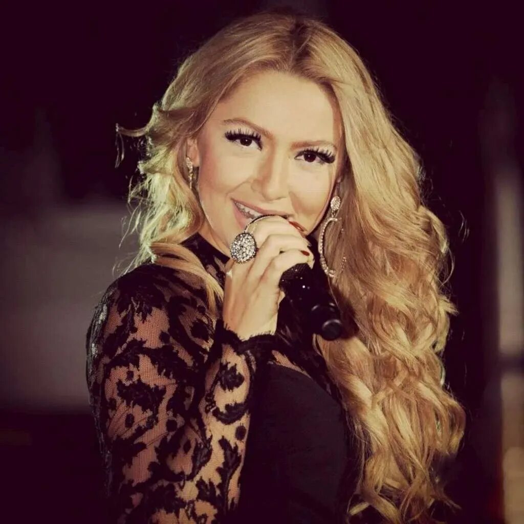 Певица хадисе 2020. Хадисе инстаграм. Hadise 2014. Hadise. Hadise.