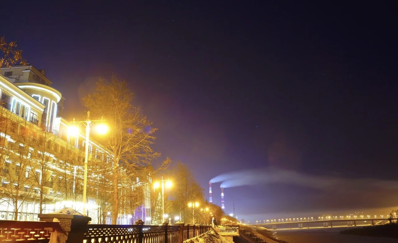 Кемерово центр города ночью. Кузбасс фото города. Ночной центр кемерово. Кузбасс ночью. Набережнаякемероао зима ночь.