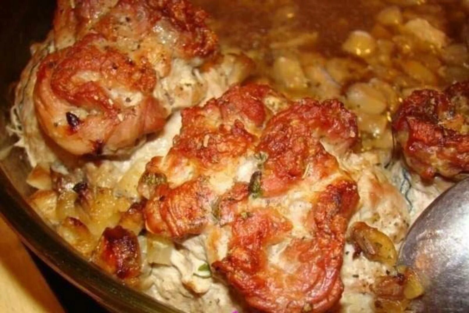 Простые рецепты блюд с мясом. Мясо в духовке. Мясо по грузински. Мясные блюда в духовке. Мясо по курземски.