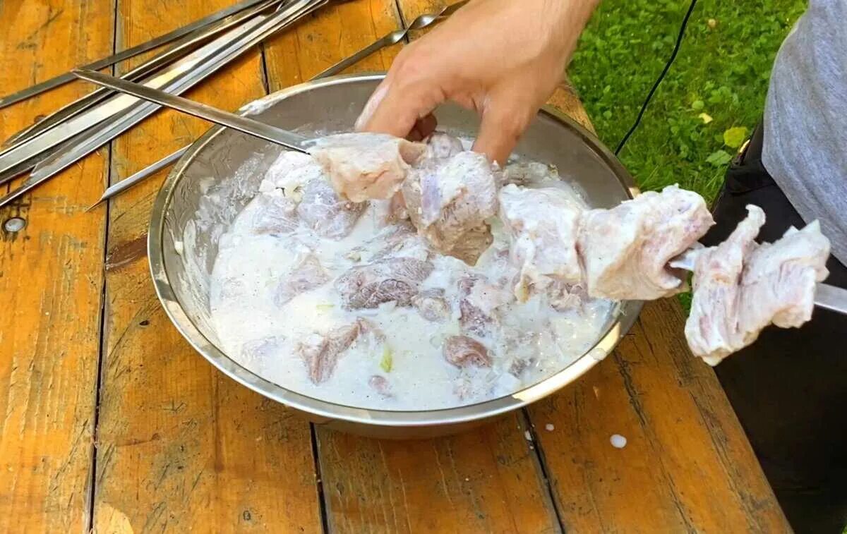 Можно ли заморозить готовый шашлык. Маринад для шашлыка. готовый маринад для шашлыка. шашлык из кролика маринад.