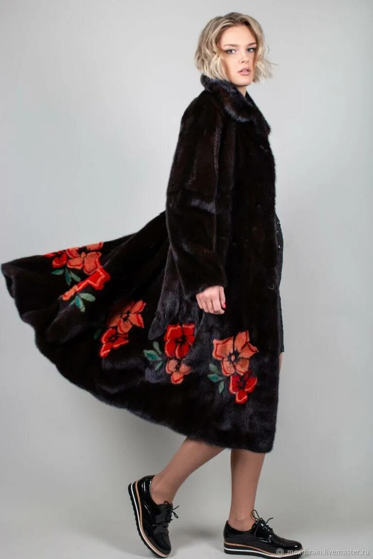 шуба норка коричневая. модные норковые шубы 2022. норковые шубы с цветами. шуба норковая поперечка лаванда. норковая шуба с капюшоном.