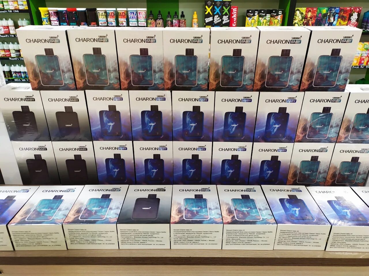 Магазин подик. Новые расцветки чарона. Вещи с барахолки. Рынок старых вещей. Магазин где продают поп ит.