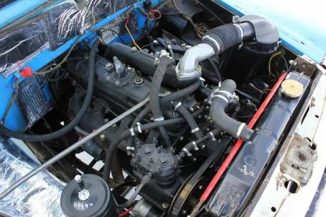 Двигатель на зил 131 бензин. Двигатель зил 130. Зил-4331 с двс камаз. Зил 130 с двигателем смд. Зил 131 130.