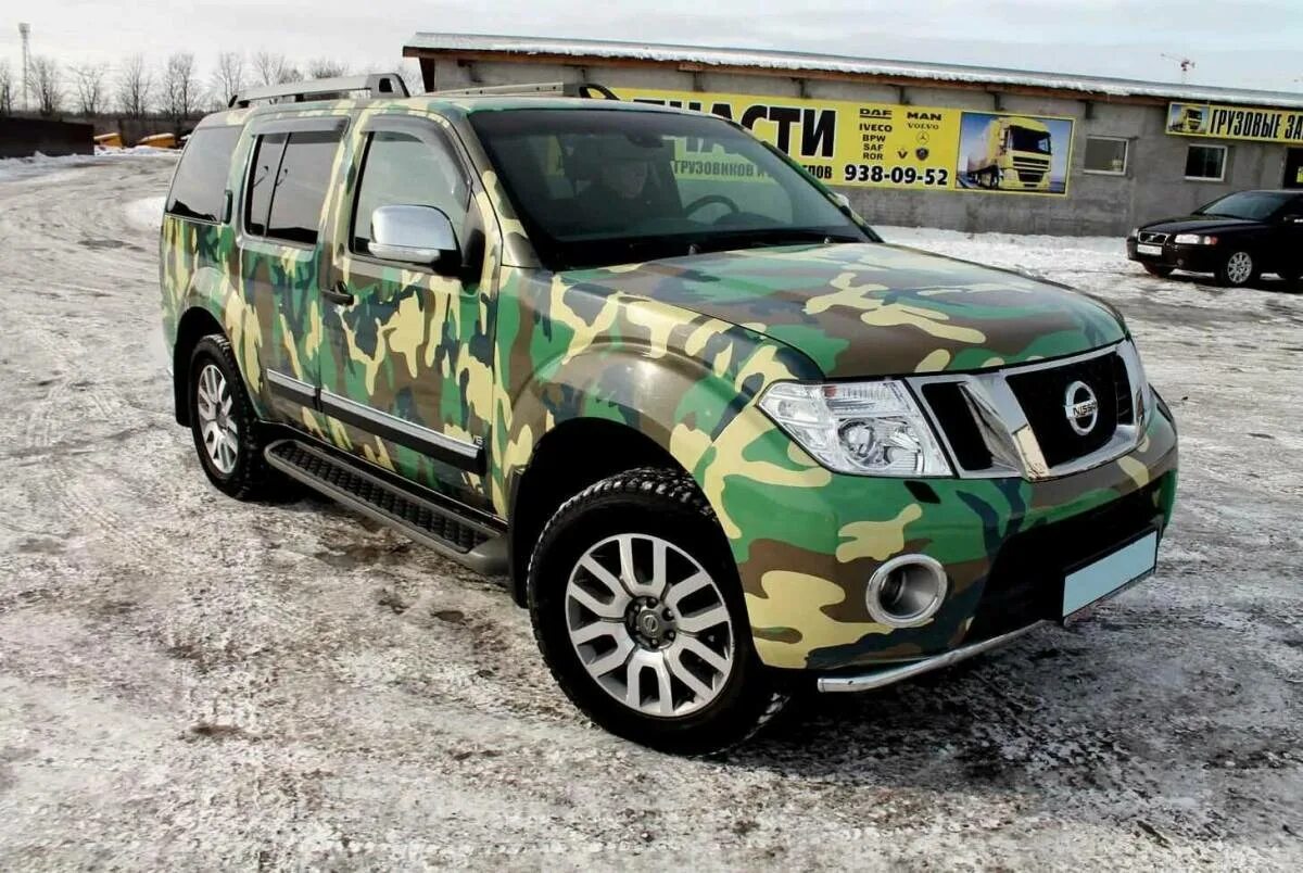 Как получить радужное хаки. Nissan pathfinder r51 камуфляж. nissan pathfinder хаки. ниссан патфайндер р51 в камуфляж. ниссан патфайндер r51 камуфляж.