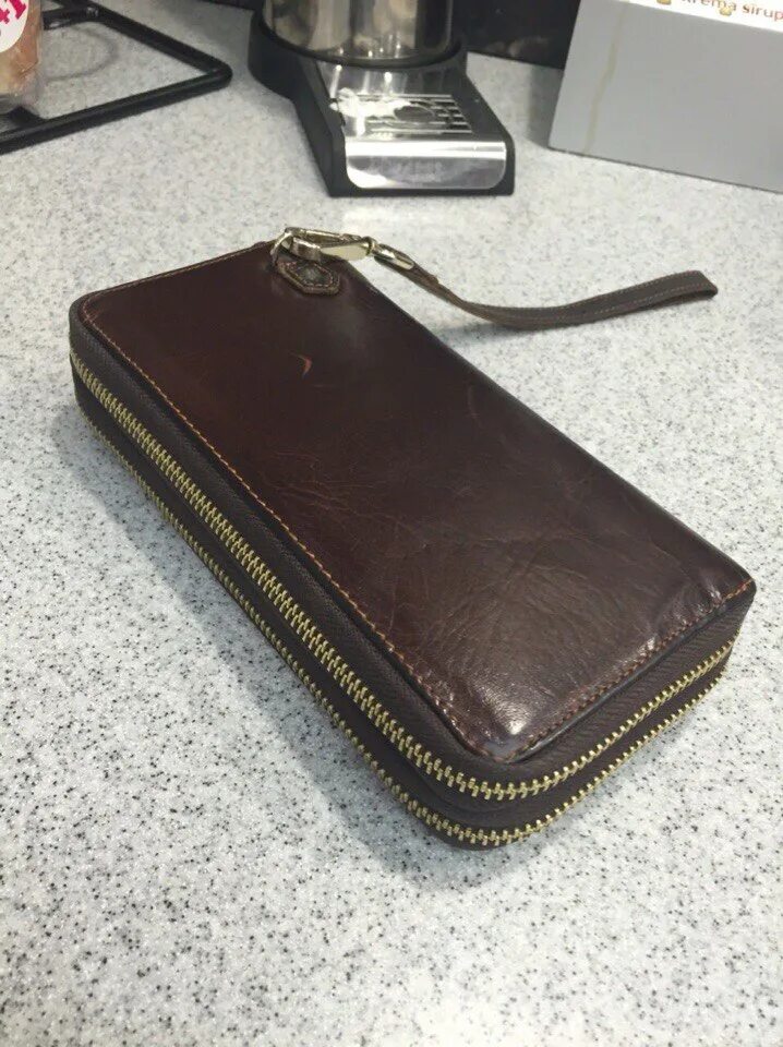 Стол находок телефон. Утеряно портмоне с документами. Утеряна барсетка с документами. Найден кошелек. Найдено портмоне.